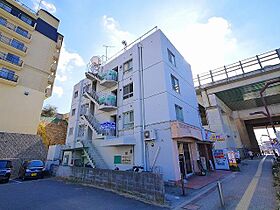 マンションキタII  ｜ 奈良県生駒市辻町（賃貸マンション1LDK・2階・50.40㎡） その1