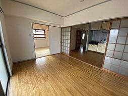 ハピネス岡村 407 4階3DKのリビング/ダイニング