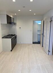 アヴェンダ箱崎 2階1LDKのリビング/ダイニング