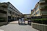 周辺：福岡市立三苫小学校（861m）