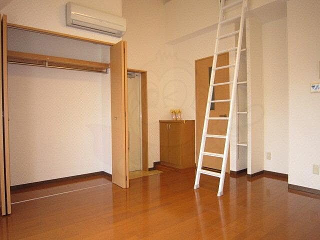 寝室