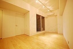 サウス・サン 4階ワンルームのリビング/ダイニング