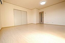 ロイヤルコート北町 301