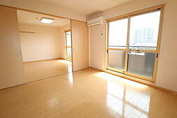 シャン・ド・フルール鞍月 302 3階3LDKのリビング/ダイニング