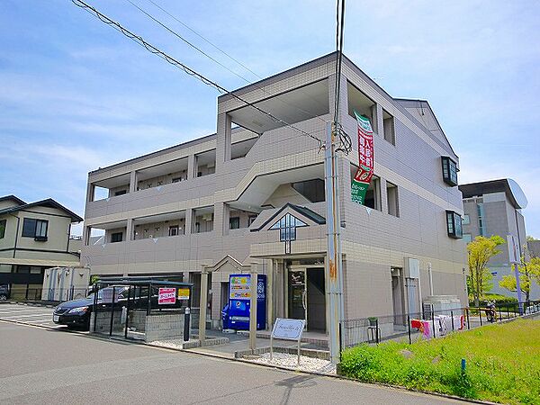 ファミーユ21 ｜京都府木津川市州見台5丁目(賃貸マンション2LDK・3階・51.30㎡)の写真 その1