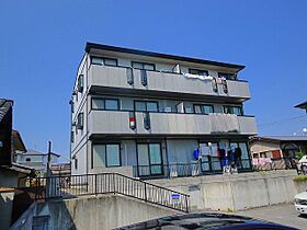 奈良県大和郡山市代官町（賃貸アパート2LDK・3階・55.91㎡） その1