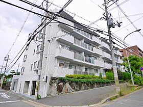 奈良県奈良市富雄元町1丁目（賃貸マンション3LDK・2階・63.94㎡） その1