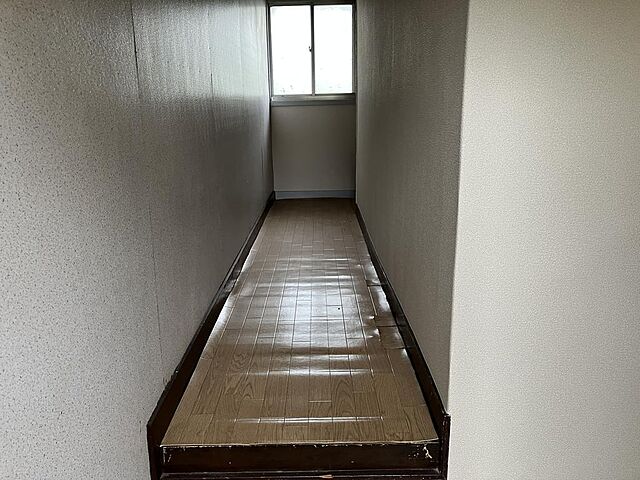 室内 横須賀市上町2丁目27