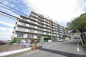 大阪府東大阪市東石切町６丁目4番11号（賃貸マンション3LDK・8階・67.32㎡） その3