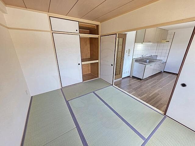 寝室