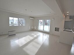 ｃａｃａｏ円山　（カカオ円山） 301 3階3LDKのリビング/ダイニング