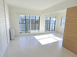 カーサ・フォレスト北円山 206 2階2LDKのリビング/ダイニング