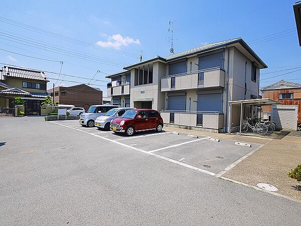 画像15:駐車場に車を止められます