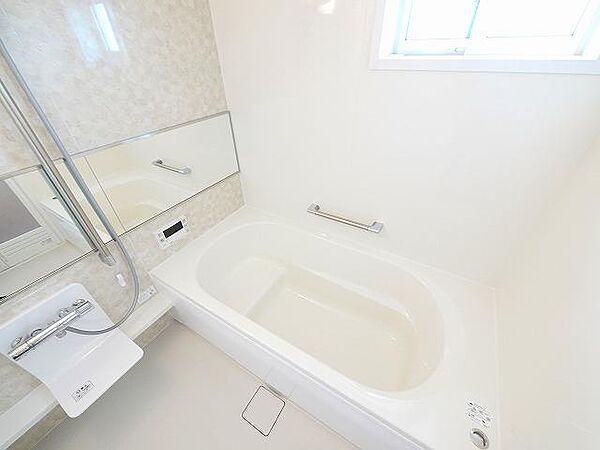 画像26:落ち着いた空間のお風呂です