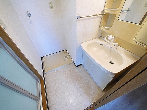 画像24:スペースが確保できる洗面所です
