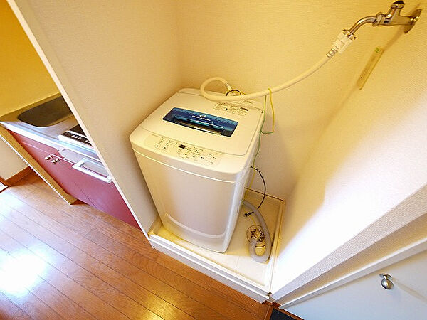 画像12:洗濯機置き場です