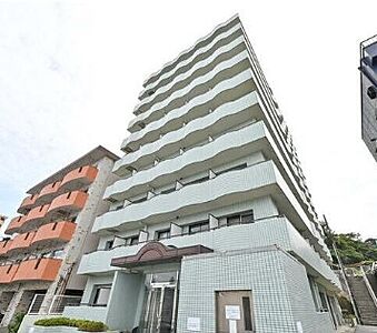 外観：現在賃貸中のオーナーチェンジ物件で、家賃収入を得る収益用不動産の為、自己利用は出来ません。表面利回り10.26％(月額賃料49,600円（管理費込み））