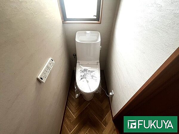 トイレを拡大表示