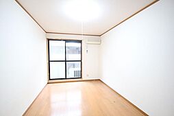 フレアプランドール A105 1階1Kのリビング/ダイニング