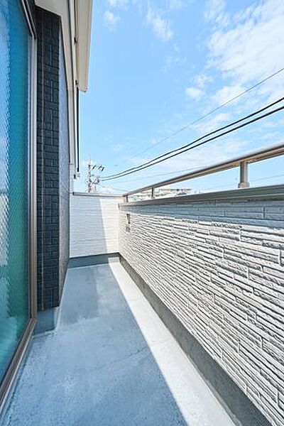 バルコニーを拡大表示