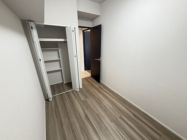 洋室を拡大表示