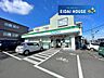 周辺：ファミリーマートウッディ南光台店 徒歩15分。 1150m