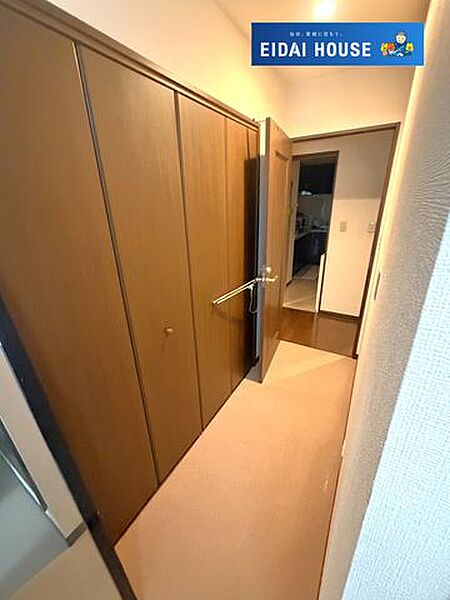 玄関を拡大表示