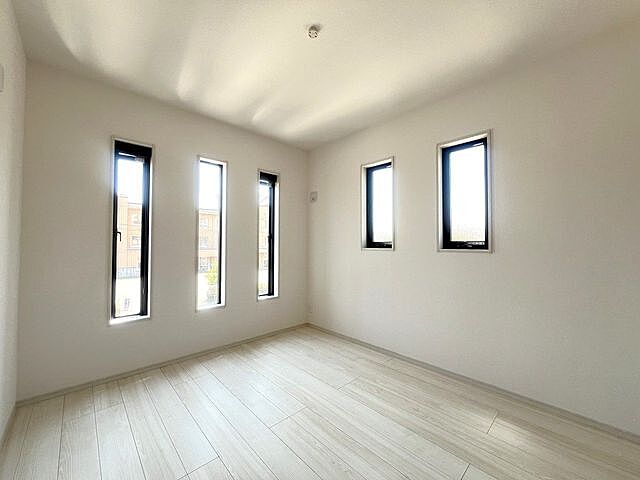 室内 遠田郡涌谷町字追廻町