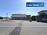 その他：前面道路含む外観
