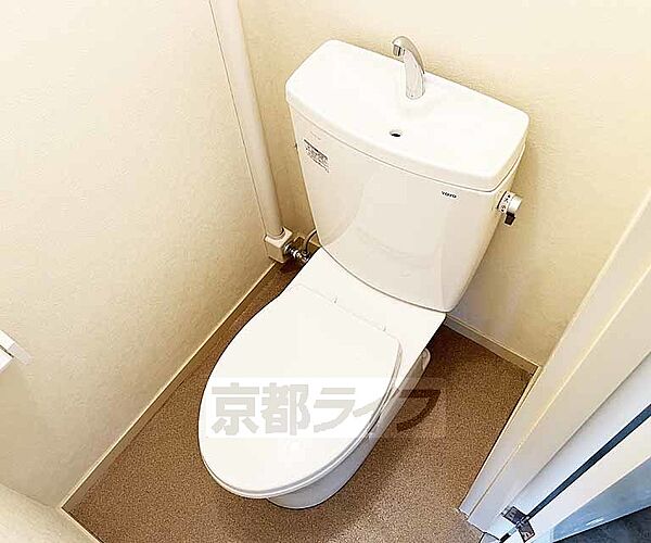 画像8:清潔感あるトイレです。