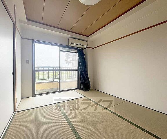 寝室