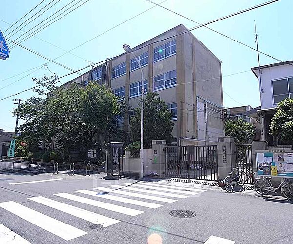画像10:川岡小学校まで400m 活気のある小学校です。