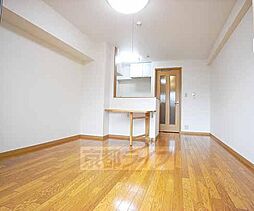 ル・ソレイユ桂川 1階1Kのリビング/ダイニング