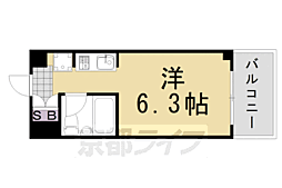 ウエストアベニュー 1階