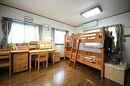 子供部屋の画像