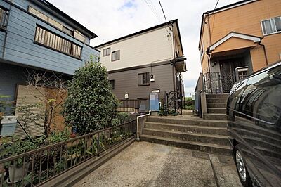 外観:小田急線「柿生」駅まで、徒歩約18分です♪ 外観:小田急線「柿生」駅まで、徒歩約18分です♪
