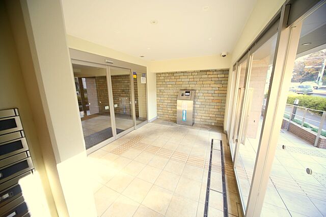 エントランス ミオカステーロ町田 2階/-