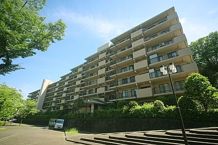 小田急線「玉川学園前」駅まで、徒歩13分の便利な立地となっております♪