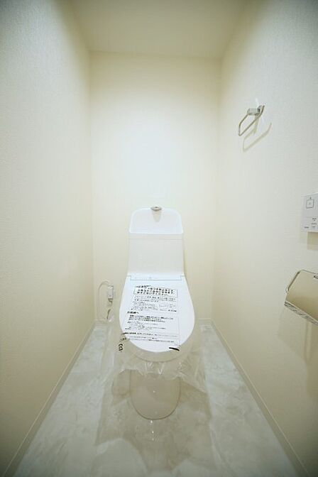 温水洗浄機能付きトイレで、いつも快適にお使いいただけます♪