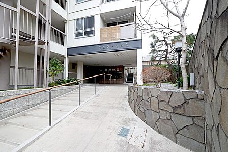 内覧のご予約・お問合せなど、ぜひお待ちしております♪