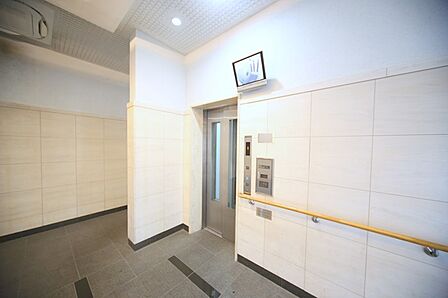 エレベータがございますので、お部屋への移動が安心ですね。