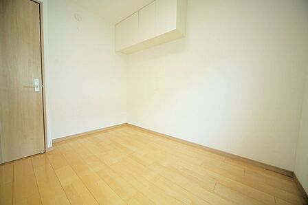 洋室4.8帖は、お子様部屋にいかがでしょうか♪
