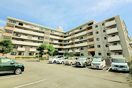 東急田園都市線「江田」駅まで、徒歩3分の便利な立地です!