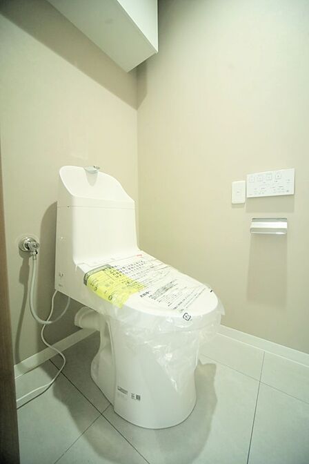 温水洗浄機能付きのトイレで、いつも快適に♪