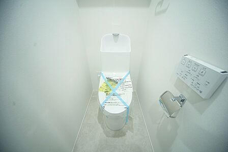 温水洗浄機能付きトイレで、いつも快適にお使いいただけます♪