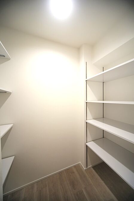 収納が充実しているので、お部屋がスッキリ片付きそうですね♪