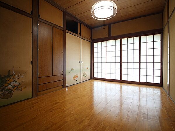 室内