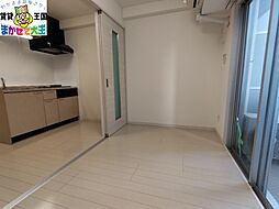 ＡＬＵＣＩＡ 3階1DKのリビング/ダイニング