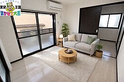 FairfaxI 1階2Kのリビング/ダイニング