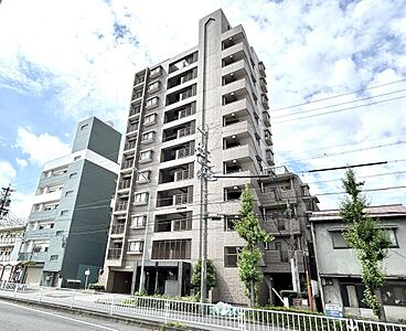 外観：地下鉄鶴舞線　桜通線の２沿線が利用可能　小学校は徒歩8分の立地の良いマンション